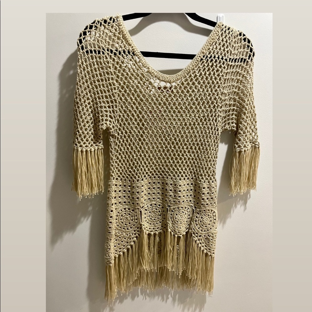 Meskita crochet style dress w fringe trim.